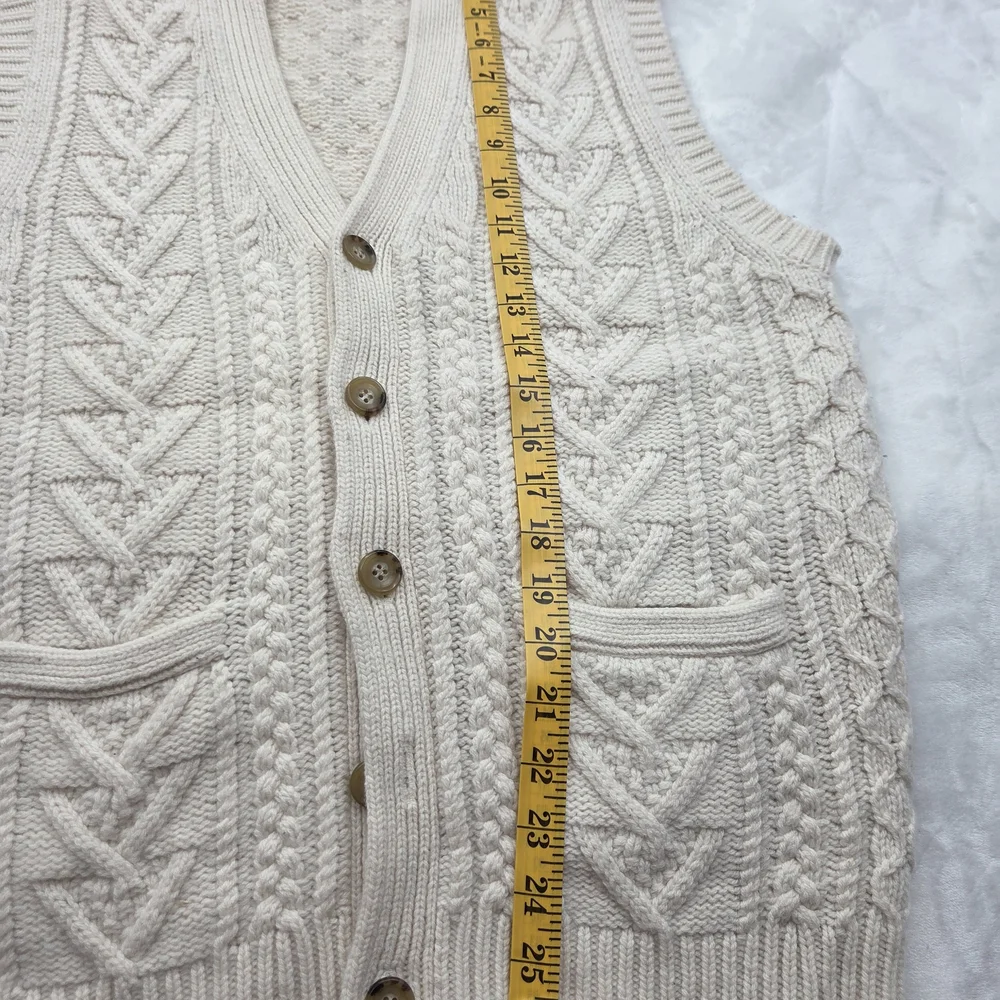 J.Crew Rugged‎ Merino Cable Knit Vest Cream Wool Blend Size M
